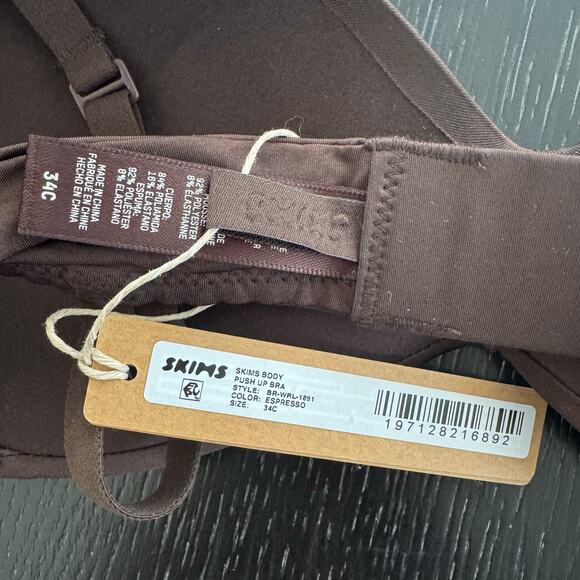 SKIMS Body Push Up Bra in Espresso - Picture 5 of 5